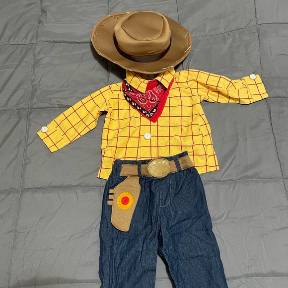 Disney brand Woody costume size 6-12 months - Picture 1 of 3